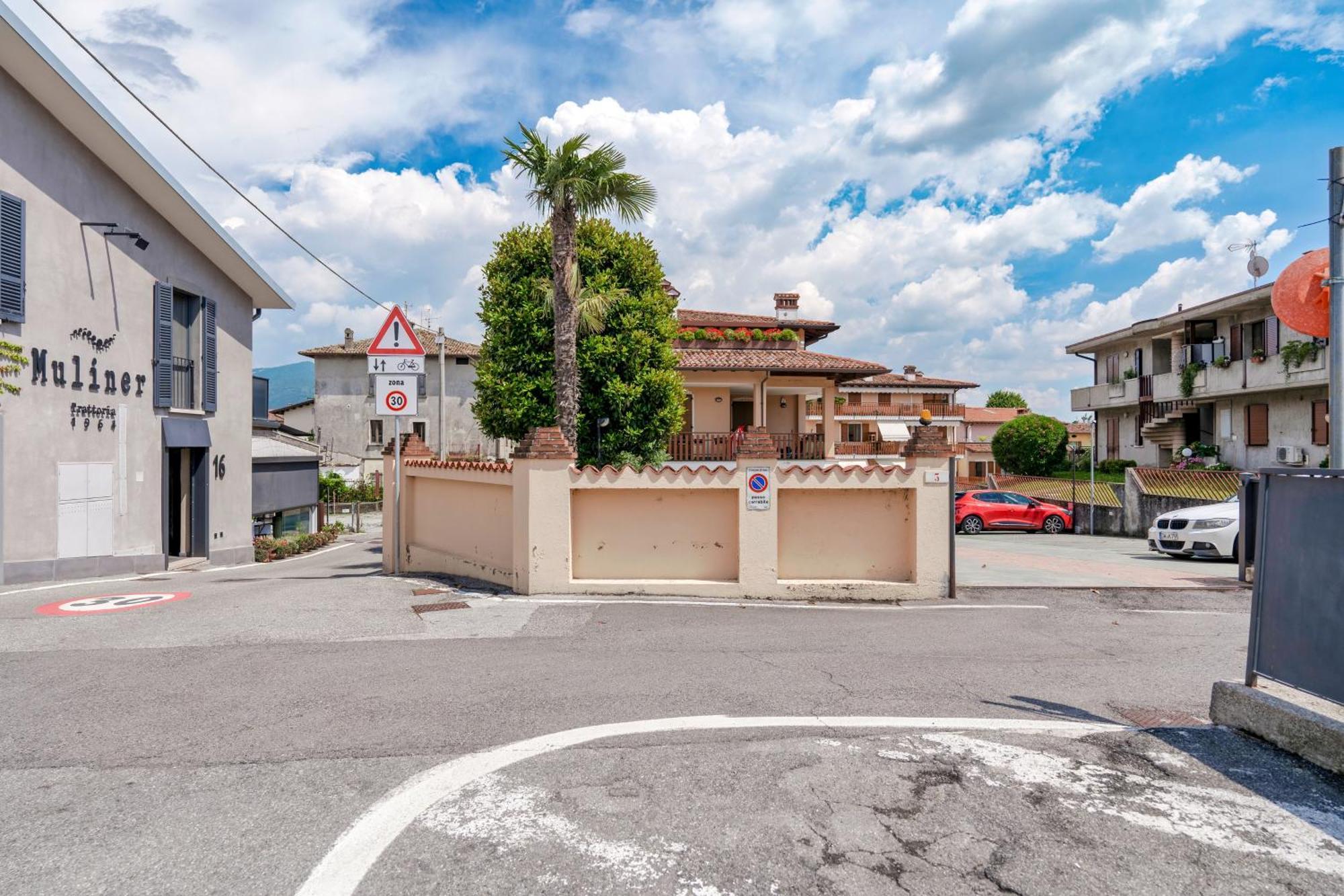 La Casa Di Giuliano Apartman Iseo Kültér fotó